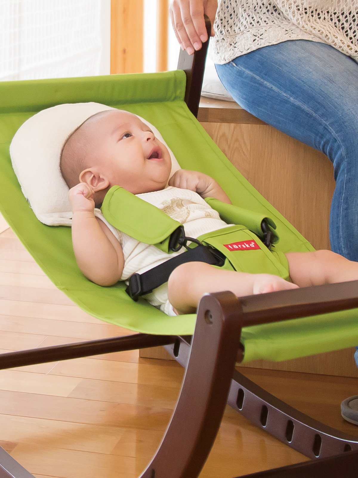 farska（ファルスカ）スクロールチェア プラス | ベビーチェア（ハイ