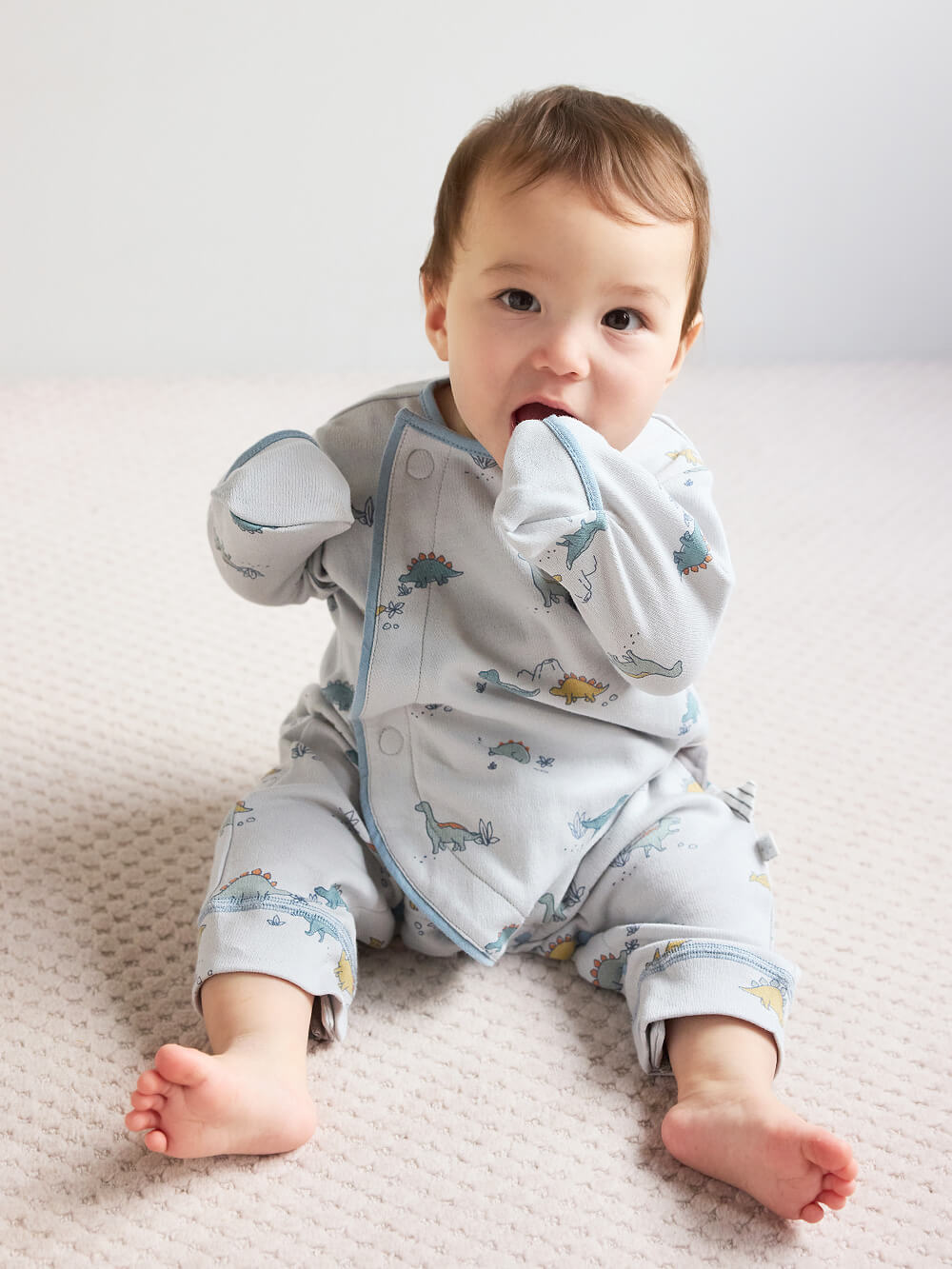 mocmof】恐竜柄かんたんロンパース | ロンパース・カバーオール(品番