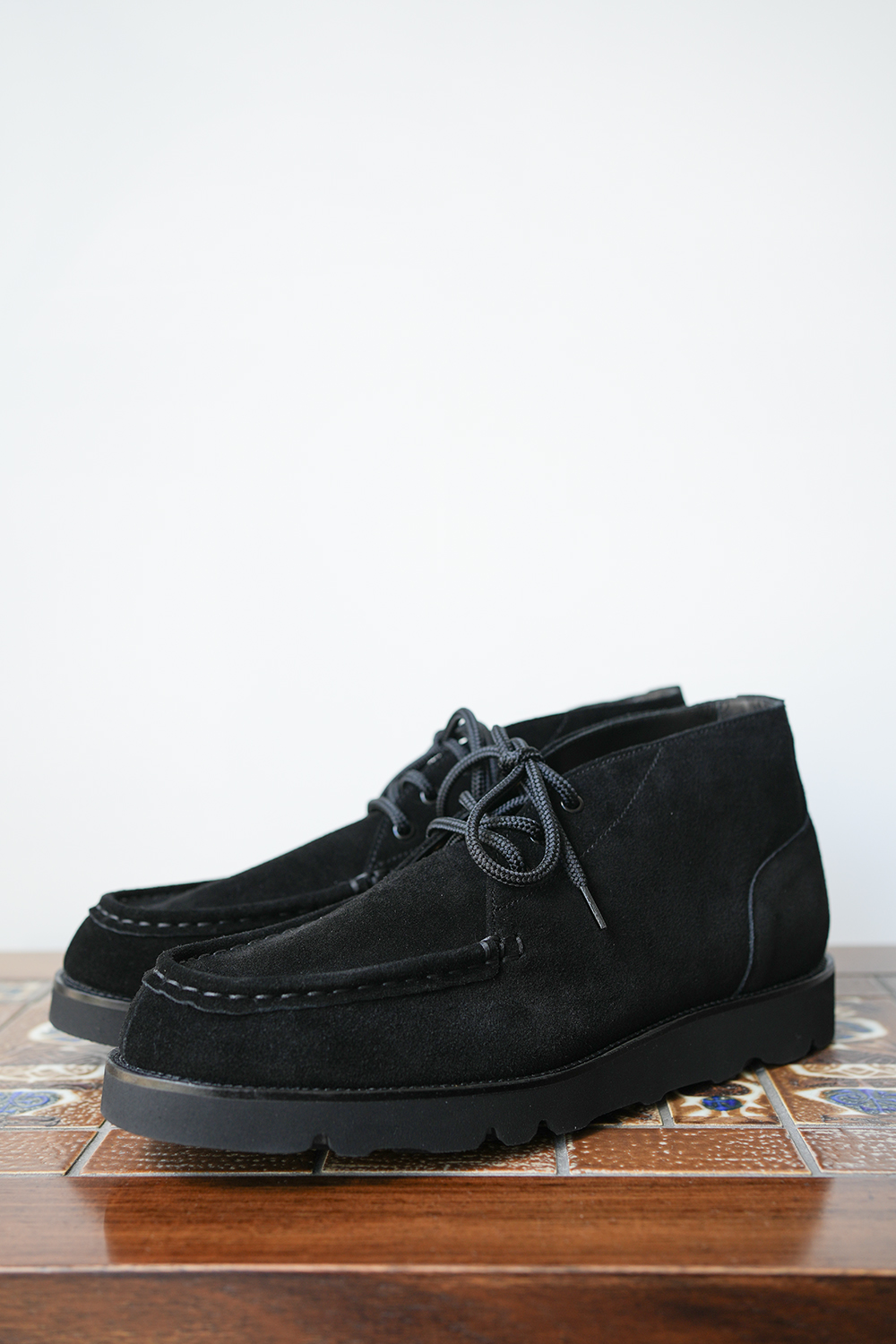 MOCCASIN BOOTS | ANOTHER LOUNGE