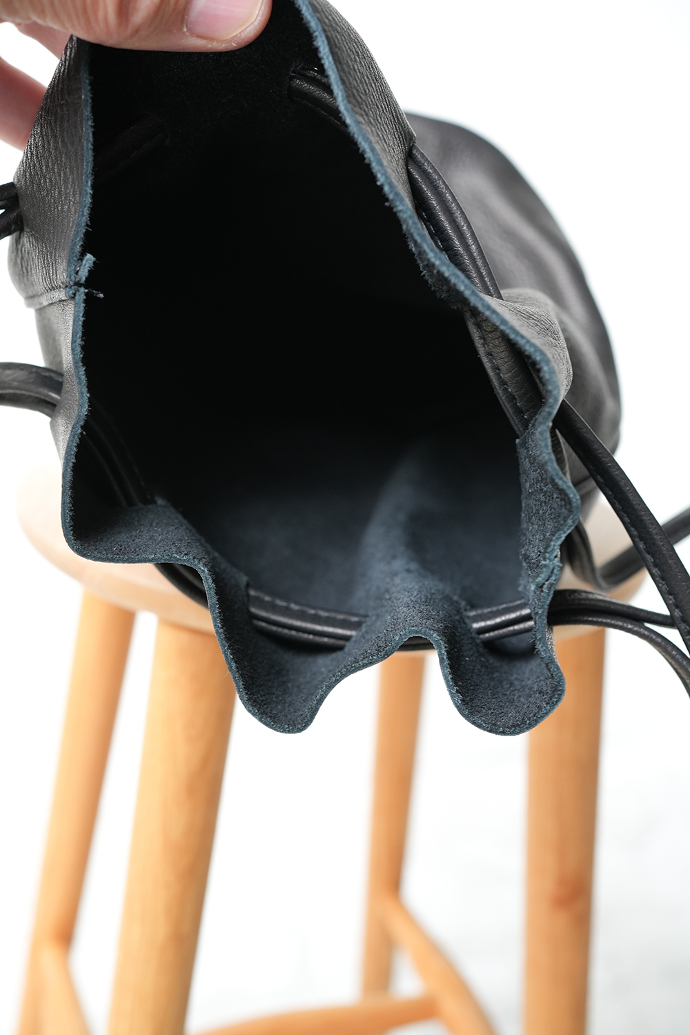 レザー巾着バッグ | ANOTHER LOUNGE