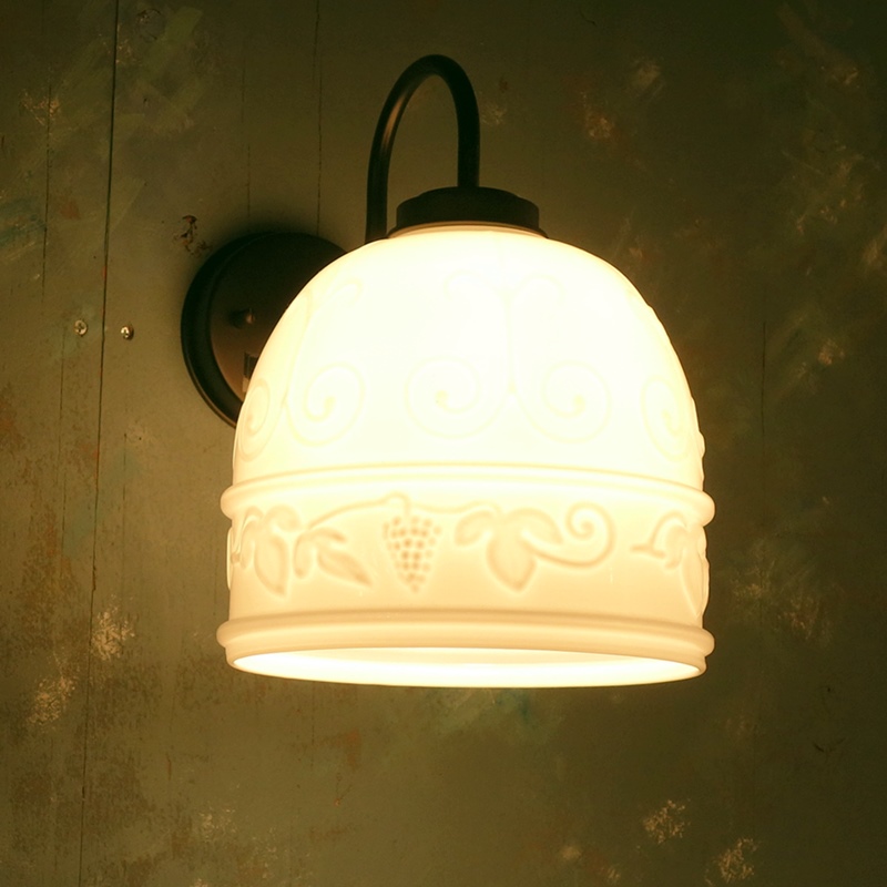 ブラケットライト レトロ1001 乳白 アトリエ Ansan