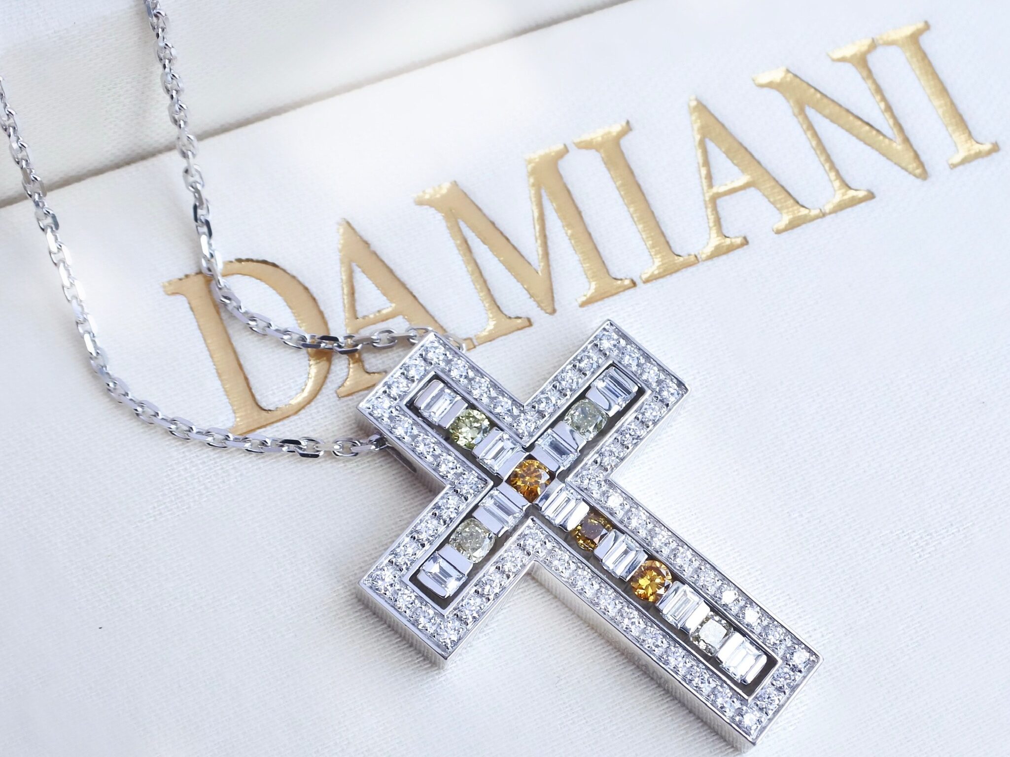 安心堂浜松店公式ブログ 【DAMIANI】ダミアーニ100周年記念 ベル