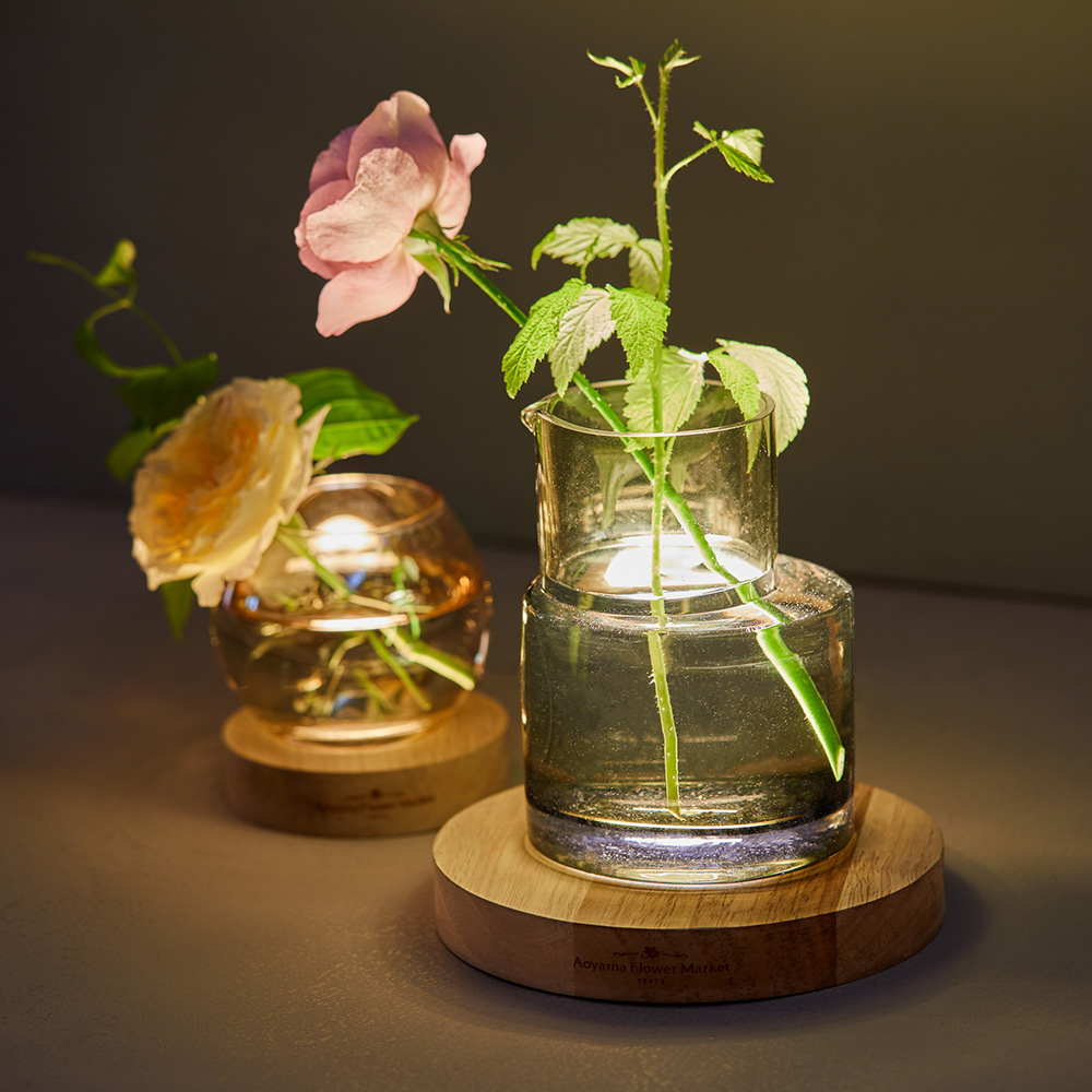 花の陰影を楽しむLED台座「Hana Terrace(ハナテラス）」 | 青山