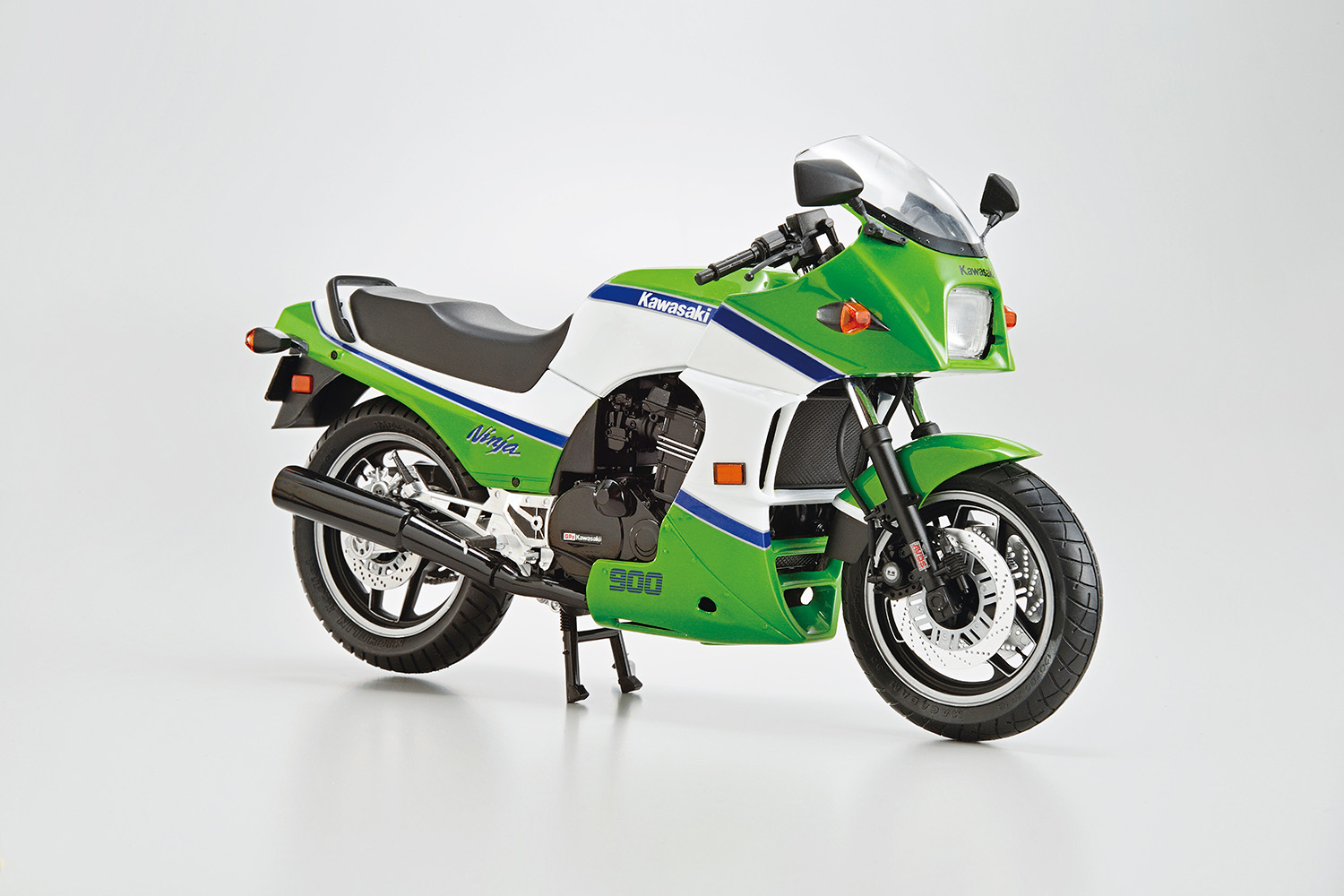 1/12 カワサキ ZX900A GPZ900R Ninja '85｜株式会社 青島文化教材社