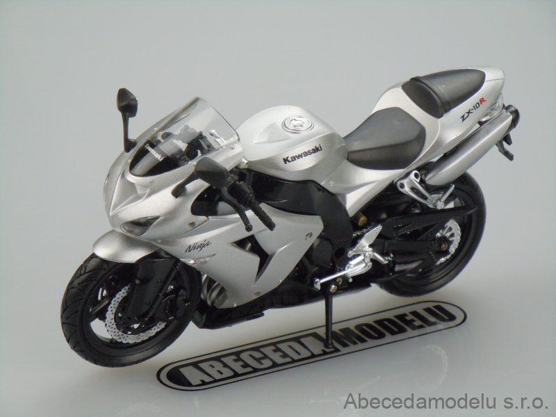 Newray 1:12 Kawasaki ZX-10R 2006 (silver) 42443