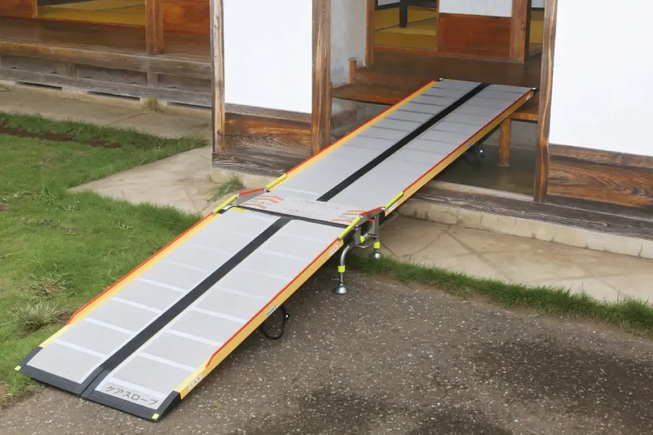 車いす用可搬型スロープ ケアスロープ ケアスロープJ ケアスロープT