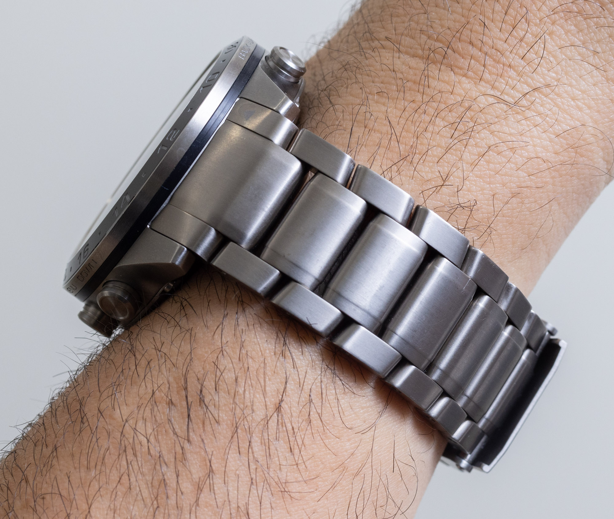 Watch Review: Garmin MARQ Aviator Generation 2 Smartwatch