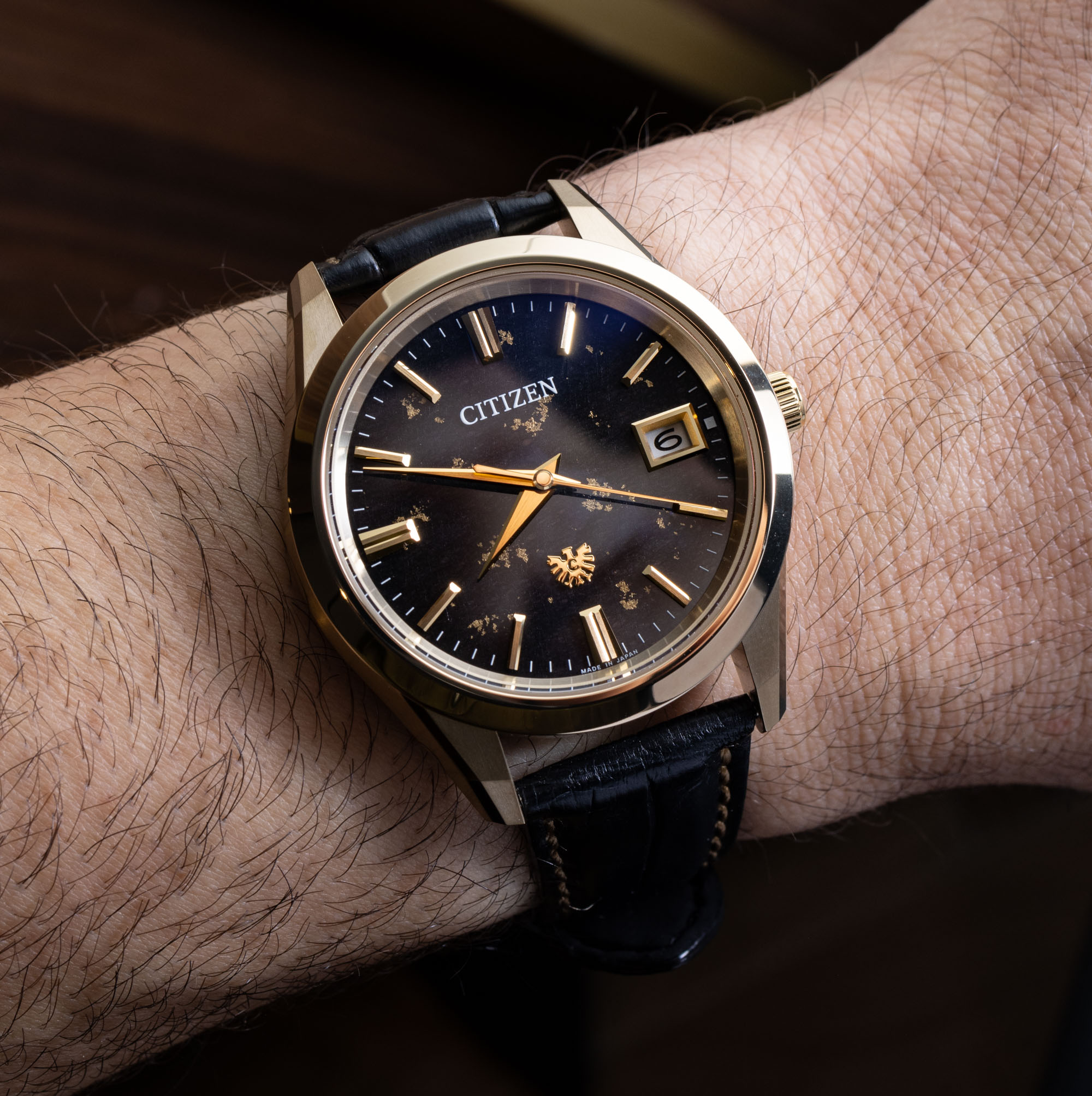 Hands-On: Citizen 'The Citizen' AQ4103-16E Watch With Tosa Washi