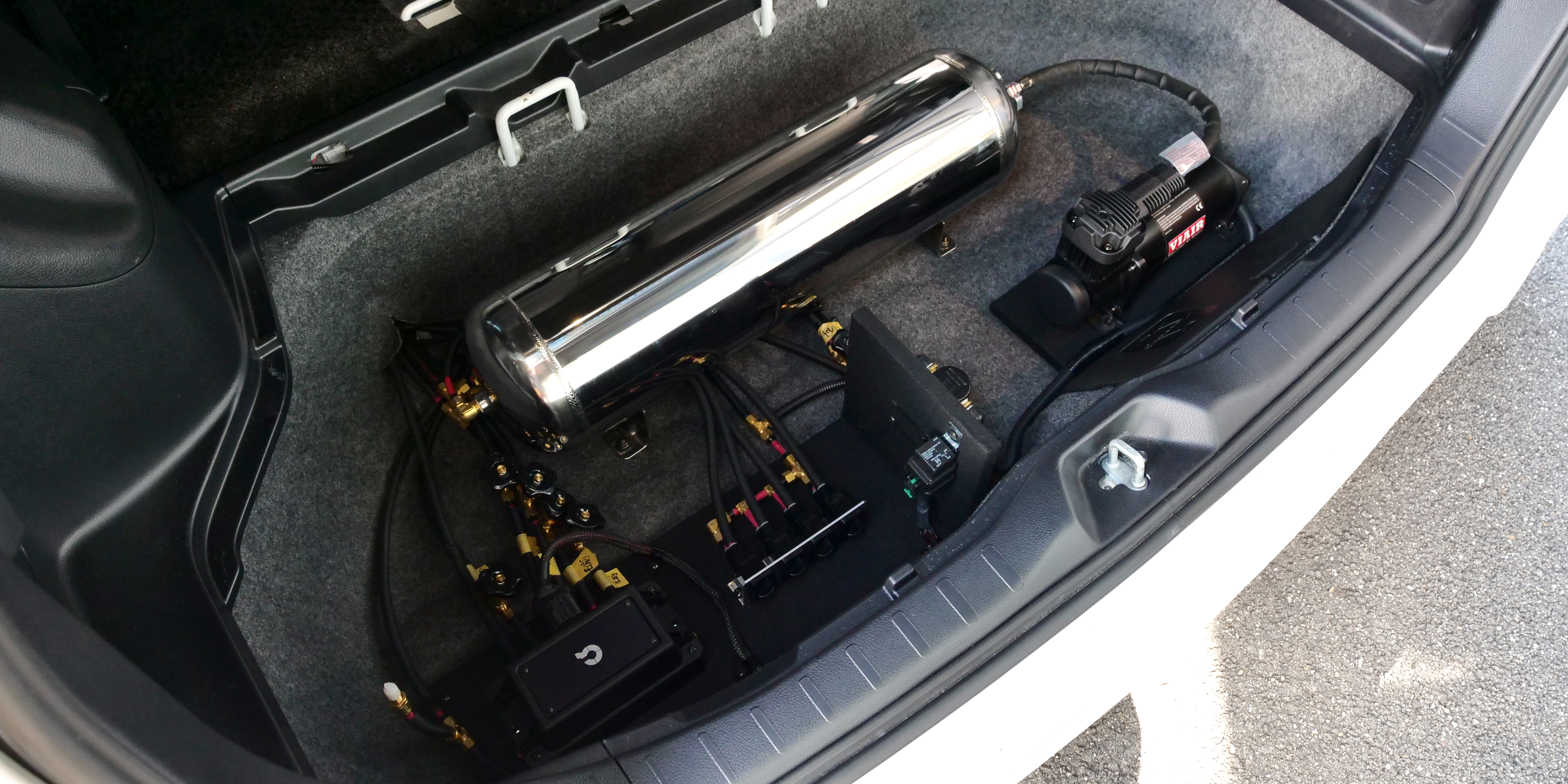 14-22 NOAH/VOXY | ACC inc エアサスシステム/ギアサス/フラップエアロ