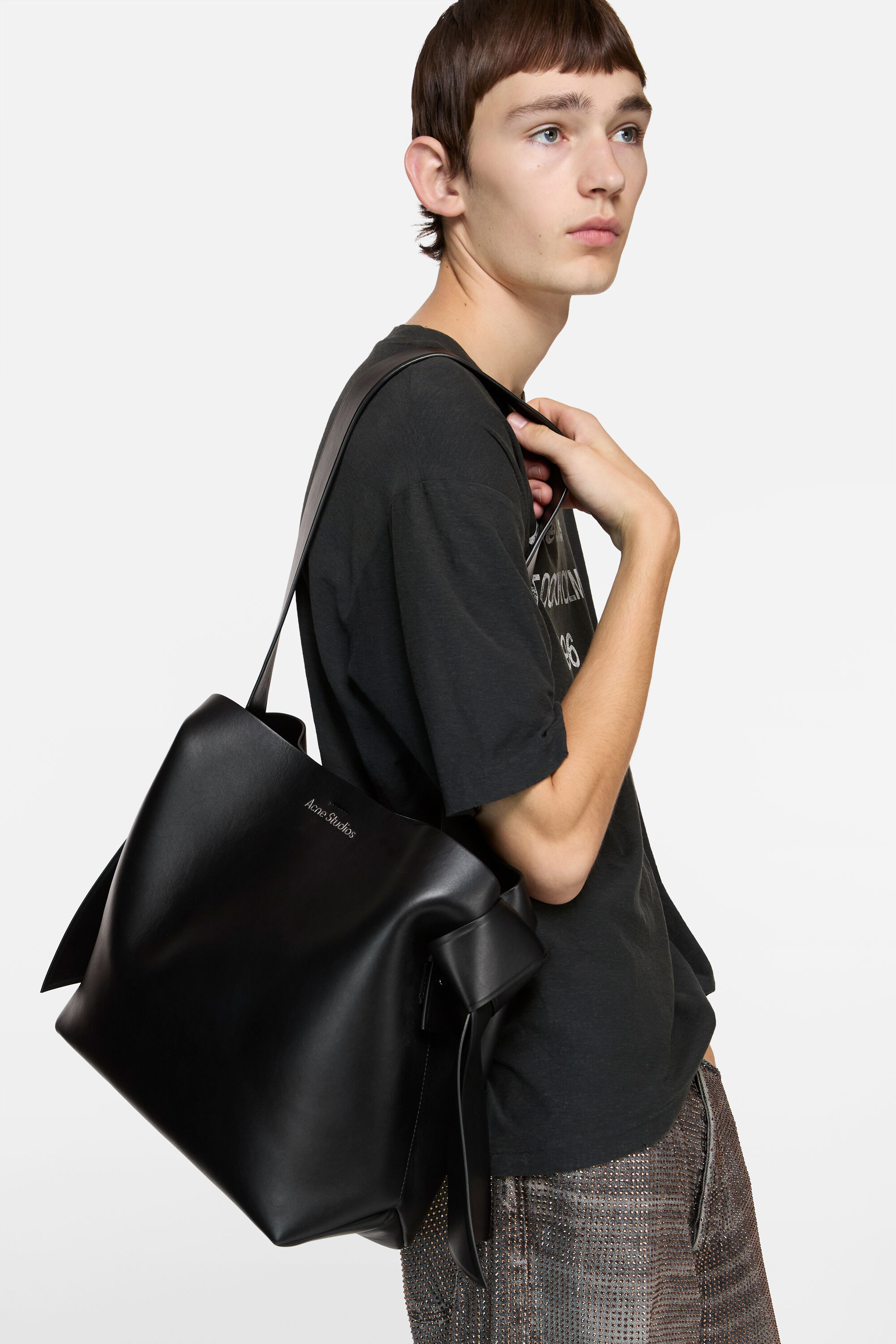 Acne Studios - Musubi midi shoulder bag - Black