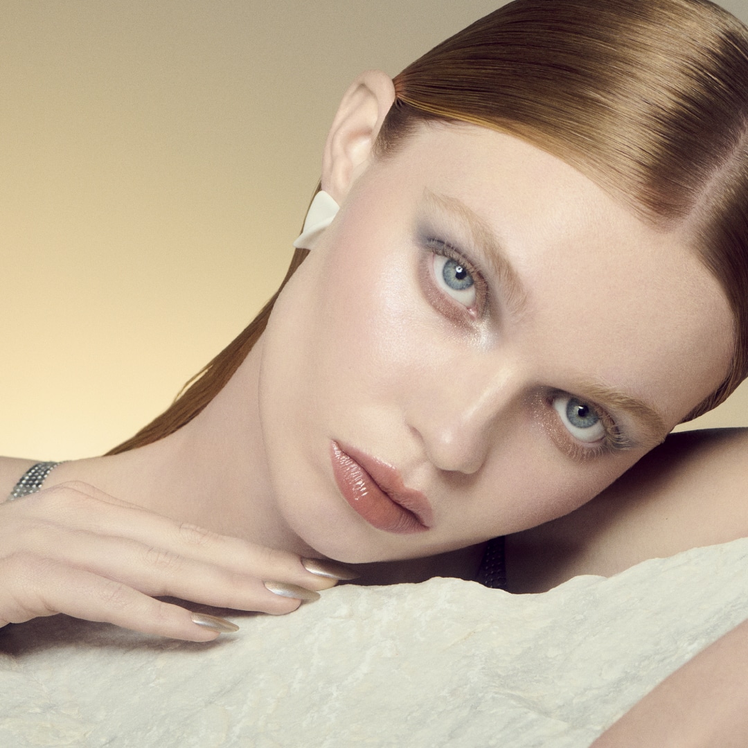 Holiday 2025 “Unearthed Luster” | ADDICTION BEAUTY メイクアップ