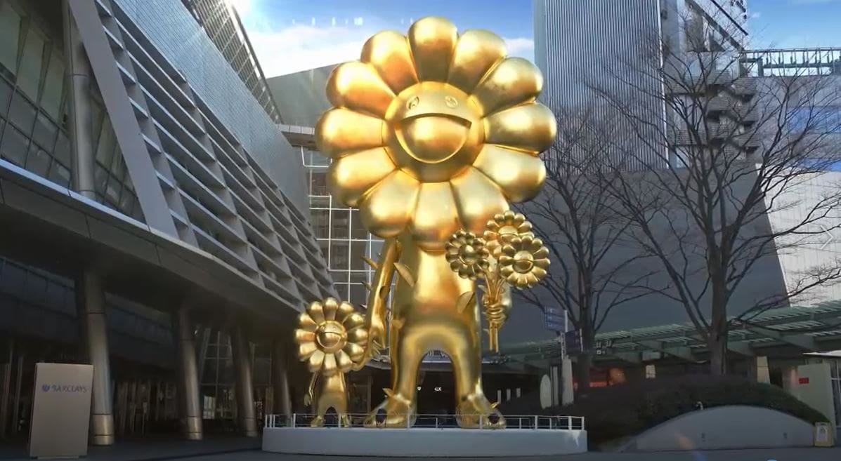 ROPPONGI HILLS TAKASHI MURAKAMI PROJECT」- 村上隆の高さ10mの巨大
