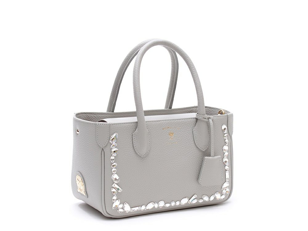 A.D.M.J.公式オンラインストア