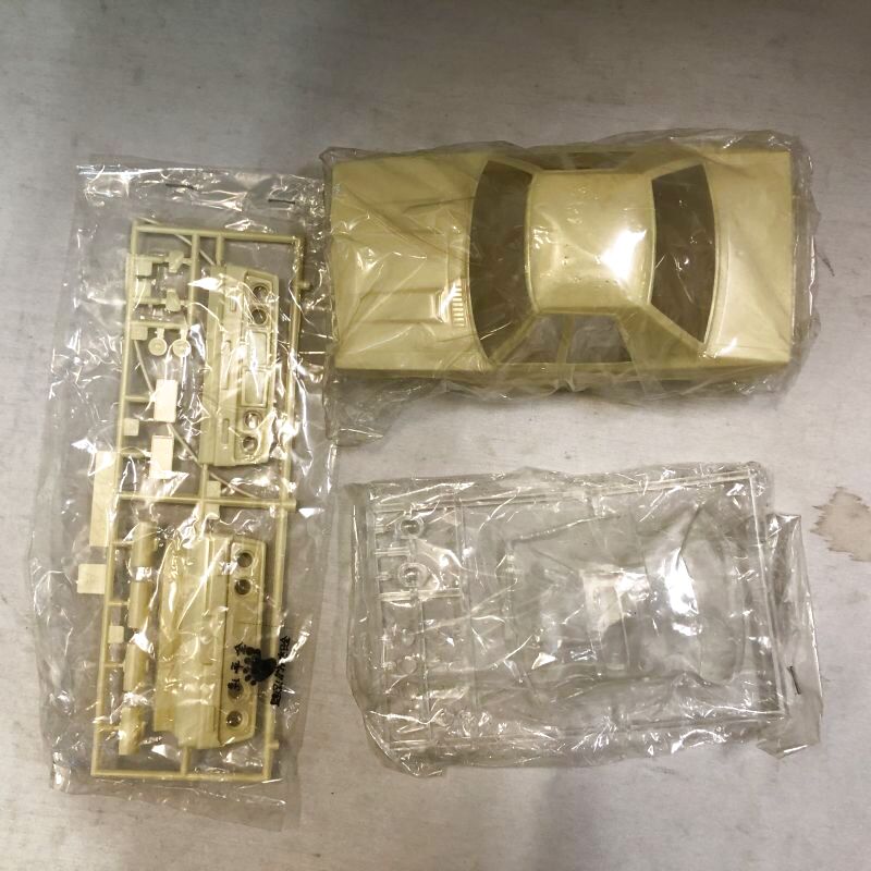 △買取品△ ニチモ 1/24 ノッポ へんぺい足 フラット スカイラインGT