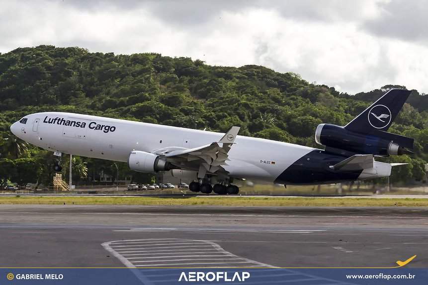 ルフトハンザ・カーゴ、欧州最後のMD-11に別れを告げ、さらに777機の