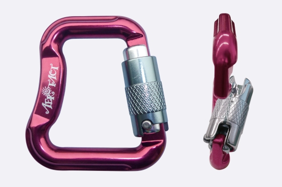 カラビナ（ハーネス用） | ハーネスアクセサリー | パラグライダー輸入