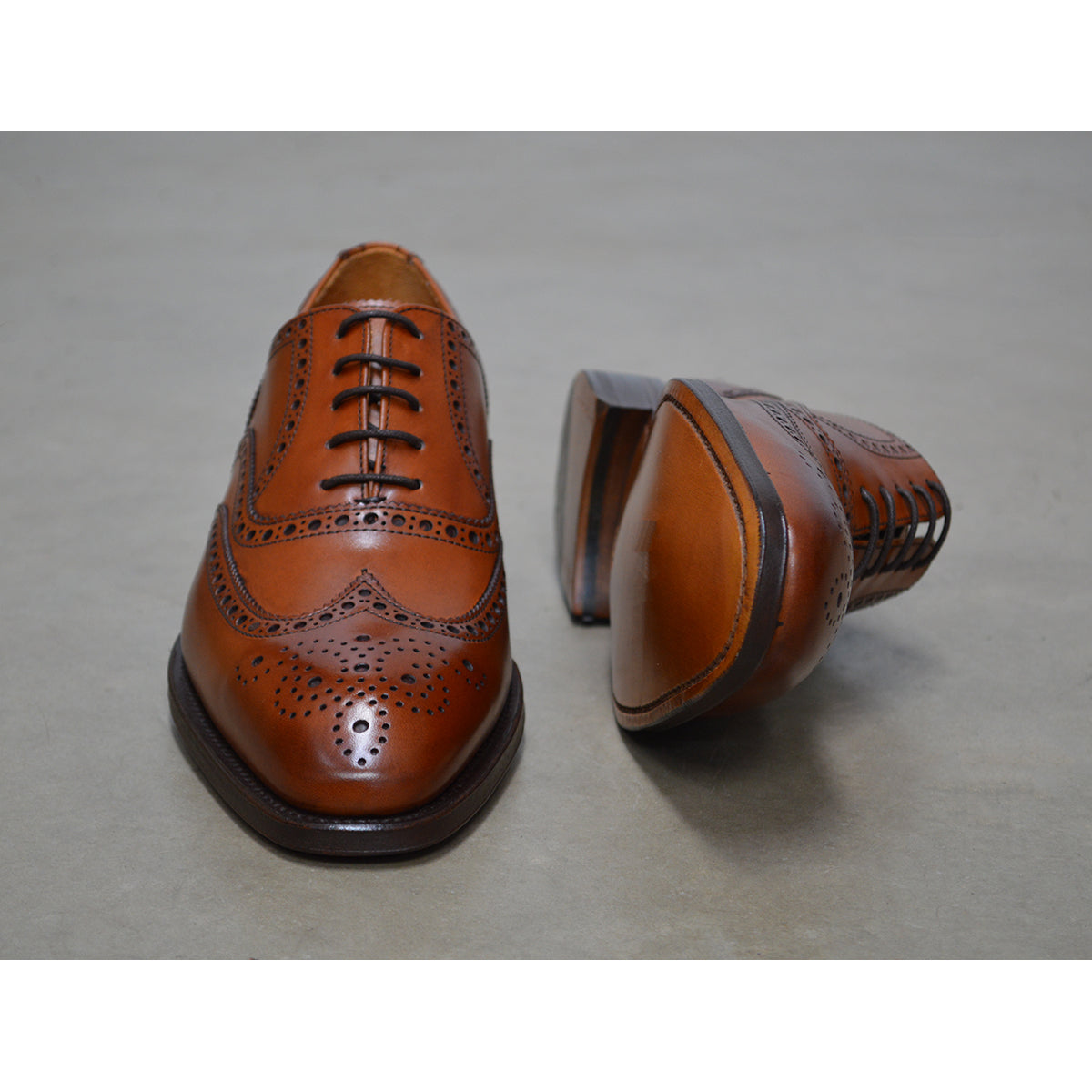 Berwick 1707 Oxford Brogue Tan | Goodyear Welted Brogues | A Fine