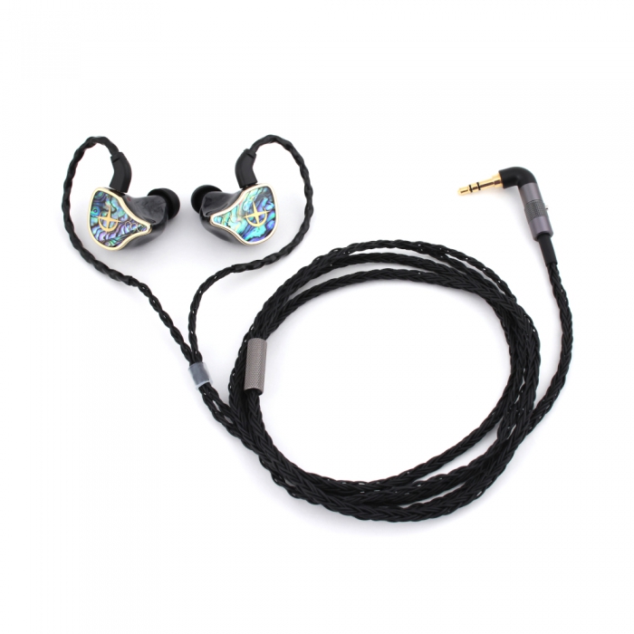 EMPEROR｜qdc｜株式会社アユート PCパーツ・VR・オーディオ等周辺機器