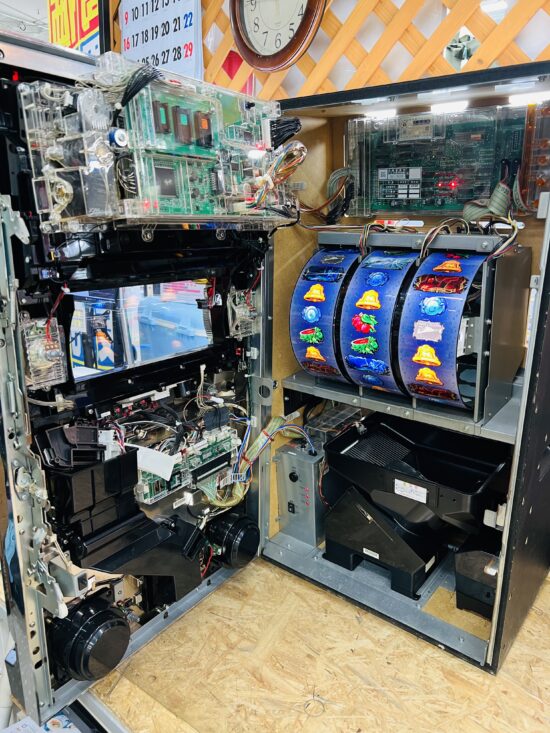 バイオハザード リベレーションズ スロット実機 買取致しました