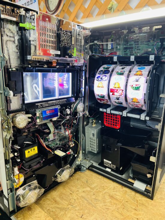 初代 まどマギ スロット実機 買取致しました｜愛品館千葉店