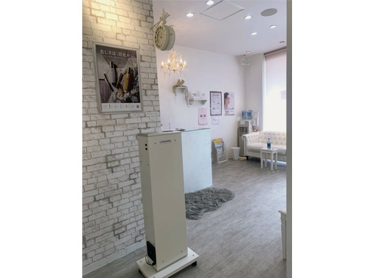 株式会社 AIKI リオテック ｜ 製品紹介 ｜ UVC殺菌ランプ型空気清浄