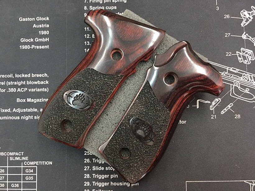 アルタモント] SIG P226 木製グリップ ブラックウォーター ロゴ入 赤