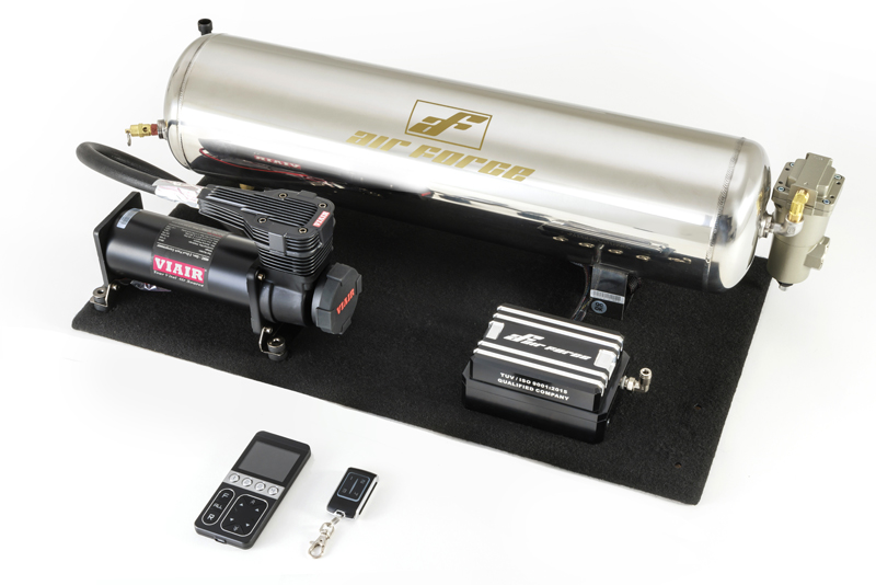 値下げ対応致します‼️ユニバーサルエアー エアサスキット 値下げ対応