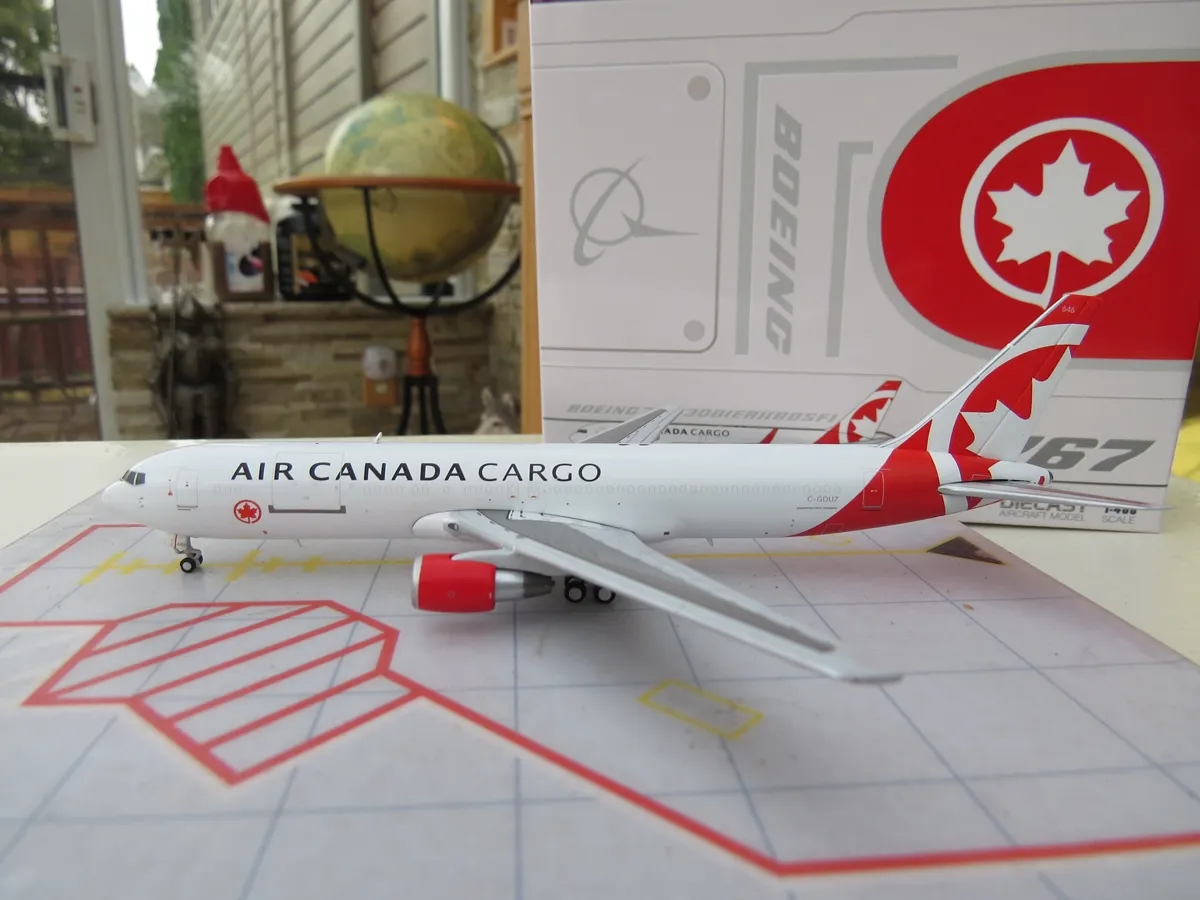 AirplaneReplicas.Com - The Source For 1/400 Models