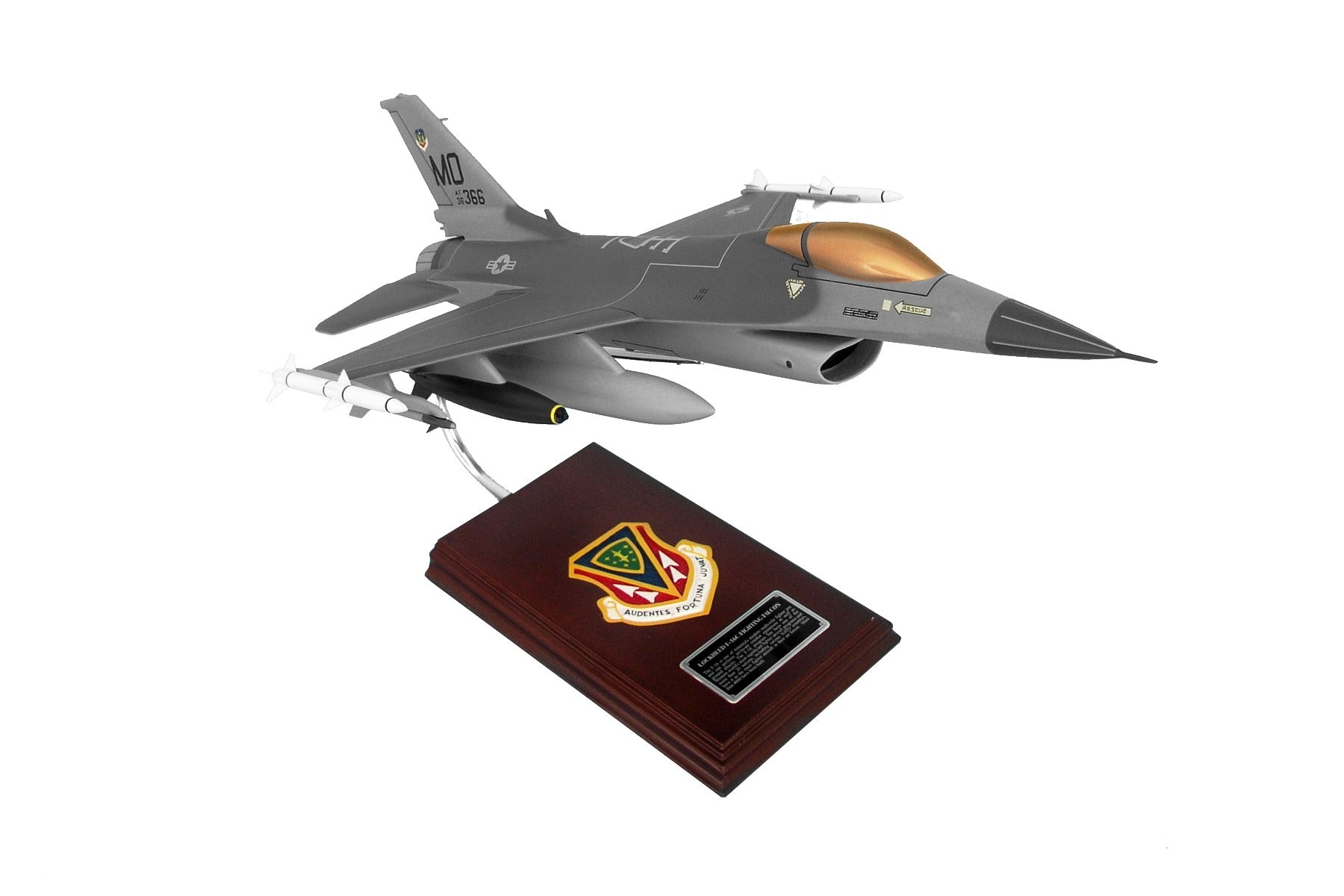 航空機・ヘリコプター F-16A PLUS/C 1/32 航空機・ヘリコプター F-16A