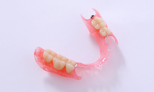 デンチャー歯科技工所 株式会社愛歯