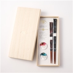 AKOMEYA TOKYO/ 九谷焼豆皿×若狭塗箸 ギフトセット(九谷焼×若狭塗