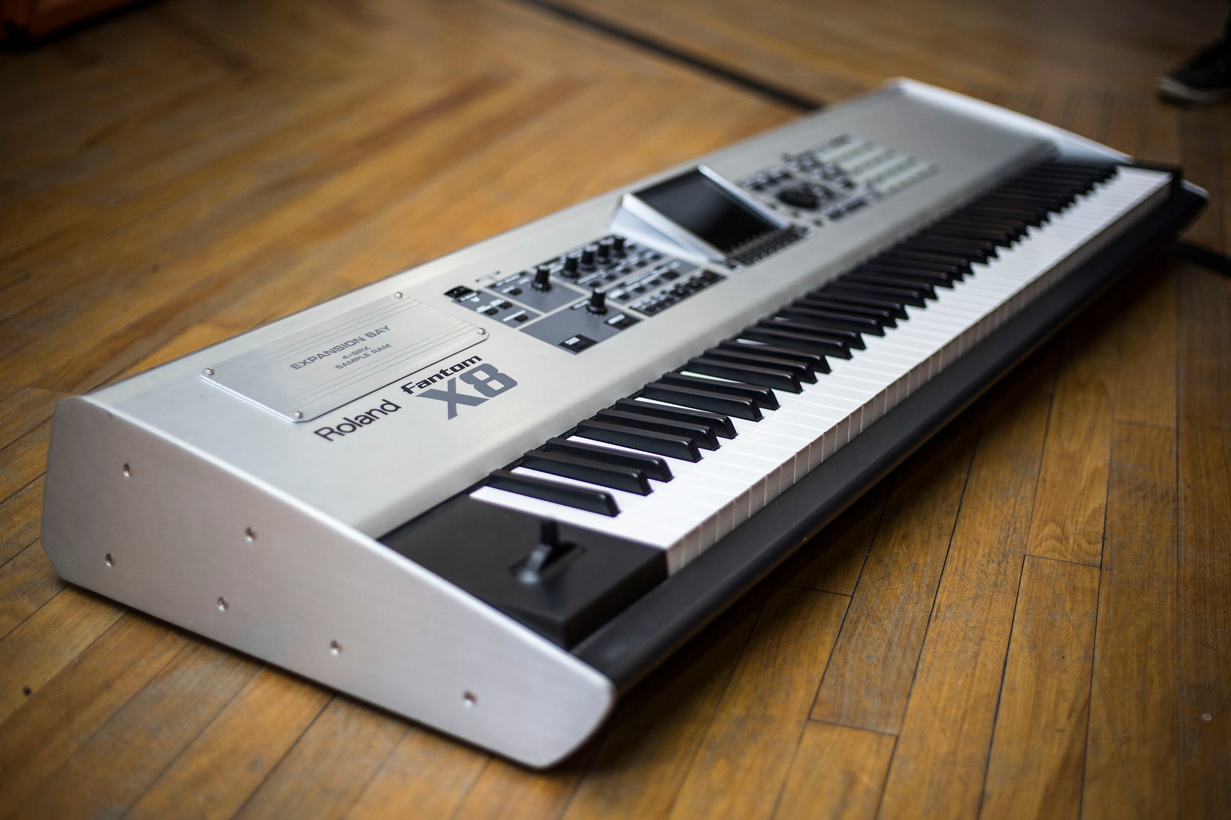 Roland Fantom X8 ｜88鍵｜ピアノタッチ｜要修理｜現状渡し Roland