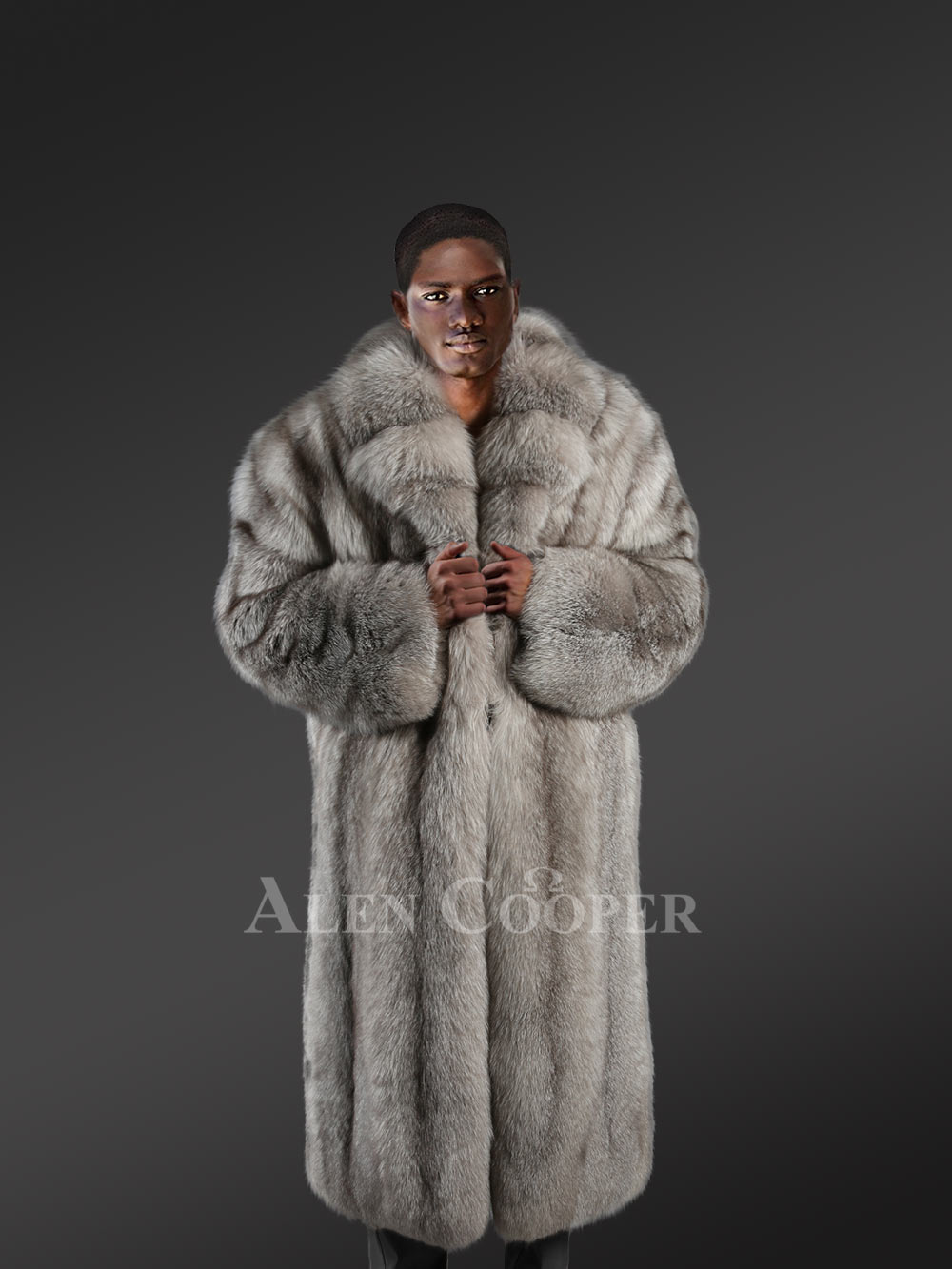 Mens Blue Fox Fur Stroller