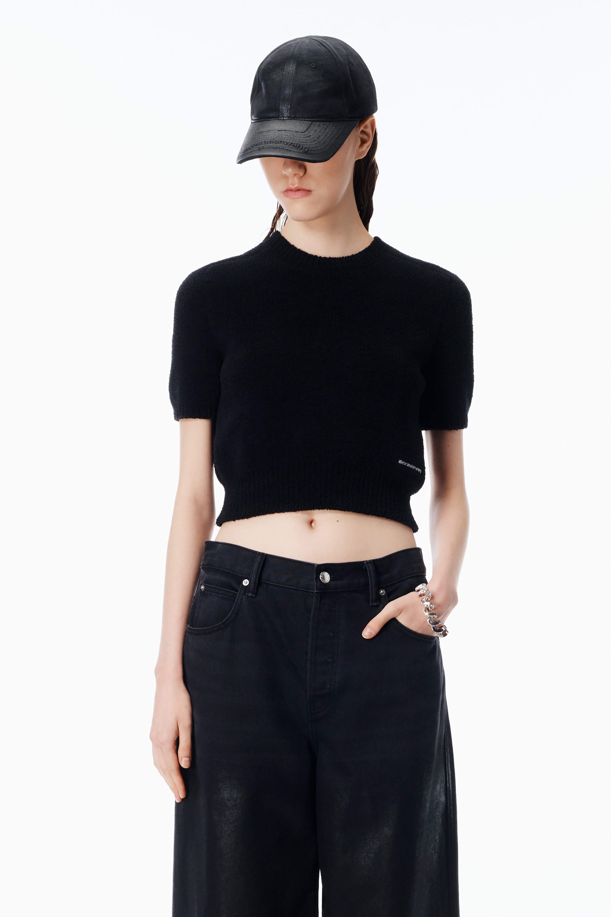 Short Sleeve Crewneck Tee Cropped in BLACK | alexanderwang®