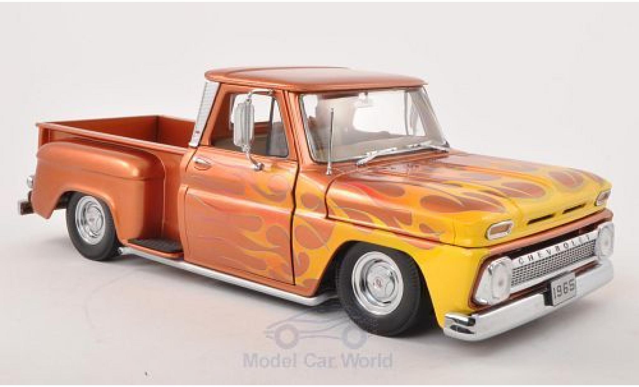 Diecast model cars Chevrolet C-10 1/18 Sun Star Stepside Pick Up
