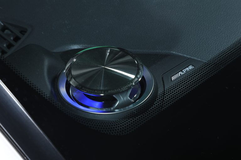 80ハリアー専用リフトアップ3ウェイスピーカー | アルパインスタイル