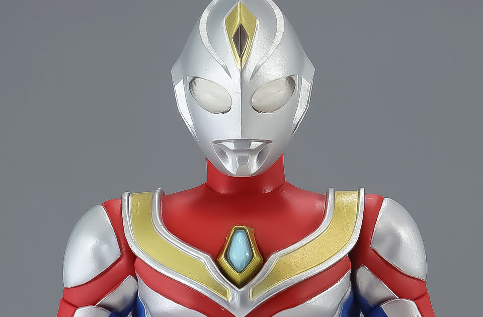 S.H.Figuarts（真骨彫製法） ウルトラマンダイナ フラッシュタイプ
