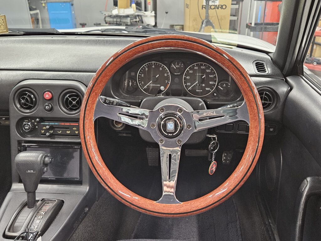 ROADSTAR × NARDI WOOD STEERINGWHEEL | A PIT AUTOBACS