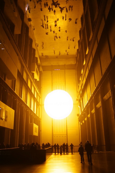 The weather project (2003) by Olafur Eliasson – Artchive