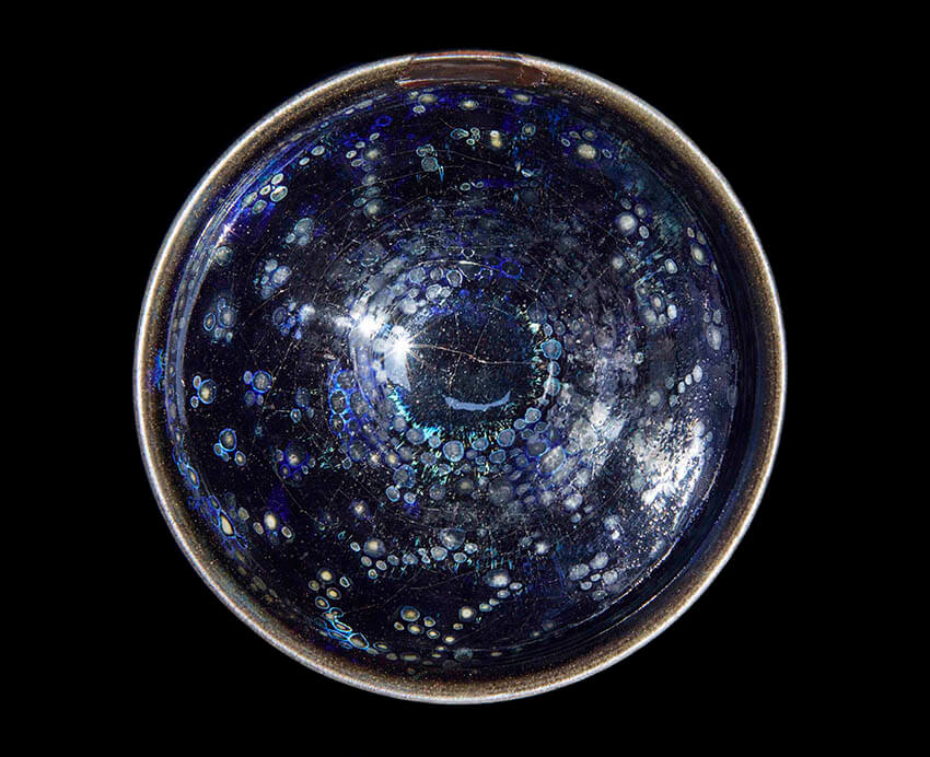 大徳寺龍光院 国宝曜変天目と破草鞋（はそうあい） | MIHO MUSEUM