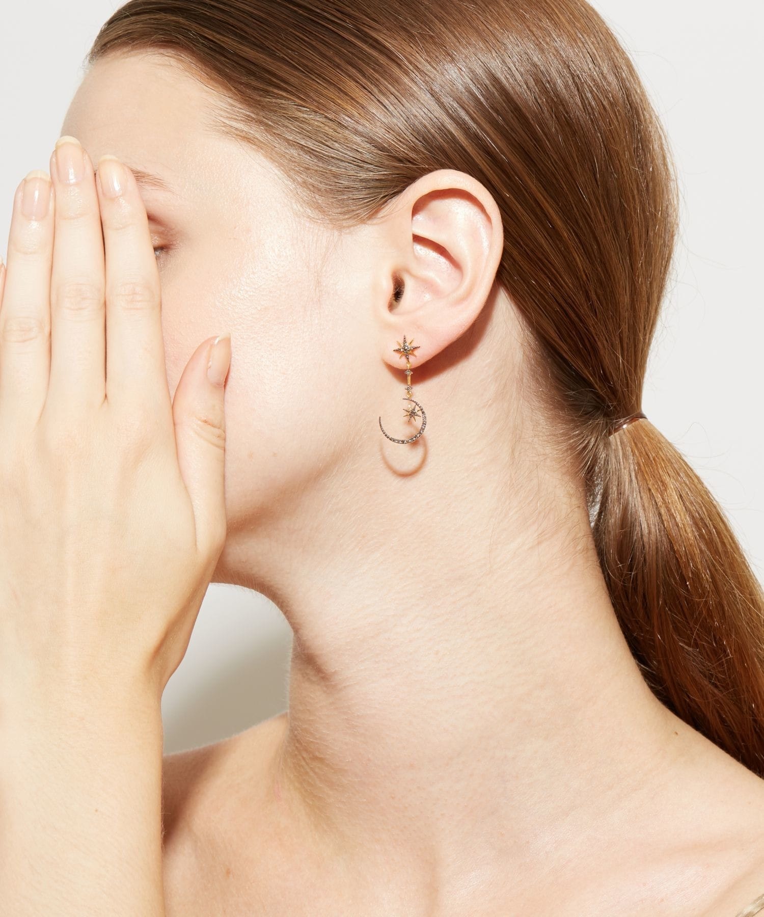 glimmer] new moon and star pave diamond single pierced earring