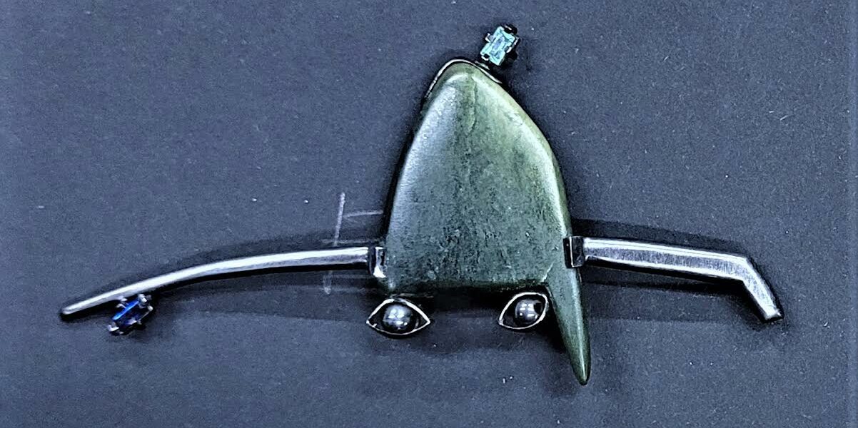 Kadri Mälgu ehe „Auvõlg“ anti üle Eesti Kunstiakadeemiale — Eesti