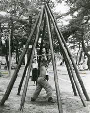 展示記録 | 白髪一雄記念室 | 尼崎市総合文化センター