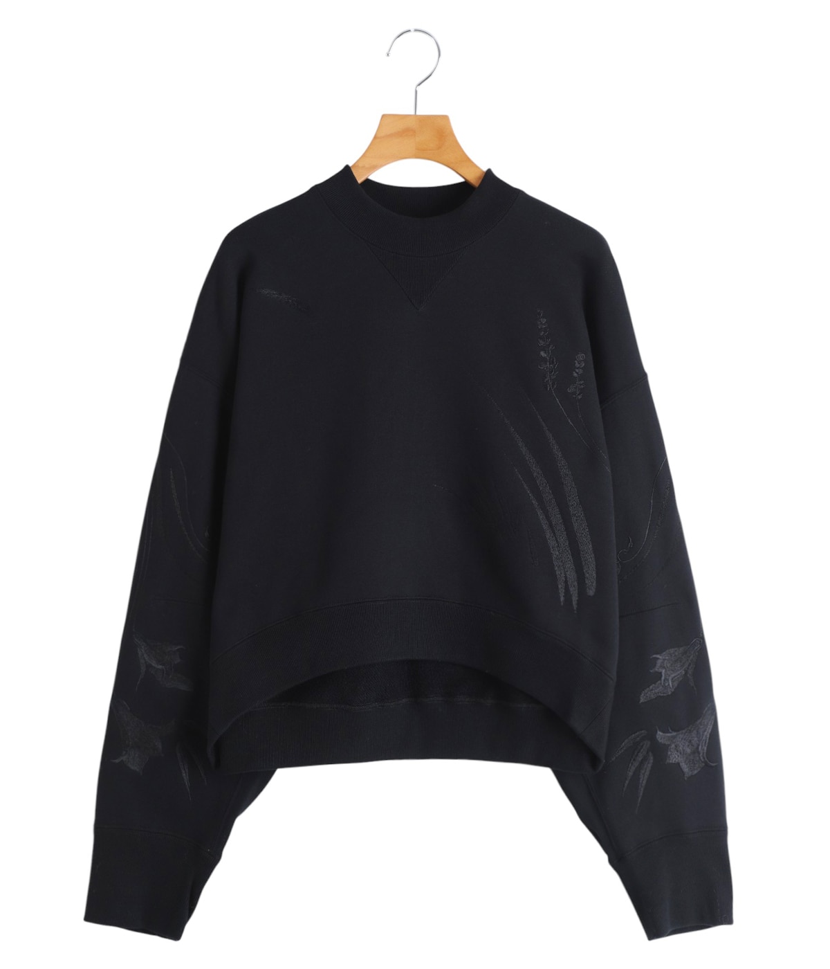 レディース】Floral Motif Embroidered Sweatshirts | Mame Kurogouchi