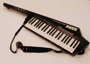 鍵盤型MIDIコントローラー～ショルダーキーボード