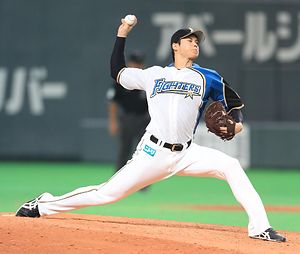 日本最速の165キロを記録した日本ハムの大谷翔平の投球＝2016年（14