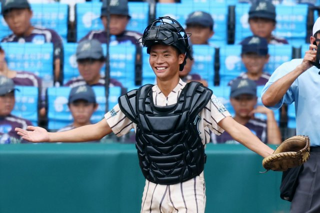 まー 東大阪大柏原高校(大阪) 野球部 公式戦用 ユニフォーム 高校野球