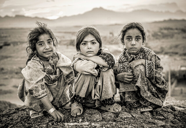 この一瞬、逃さない 第85回国際写真サロン：朝日新聞