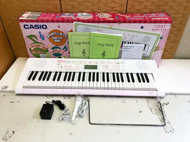 東京都 八王子市にて CASIO カシオ LK-111 光ナビゲーションキーボード