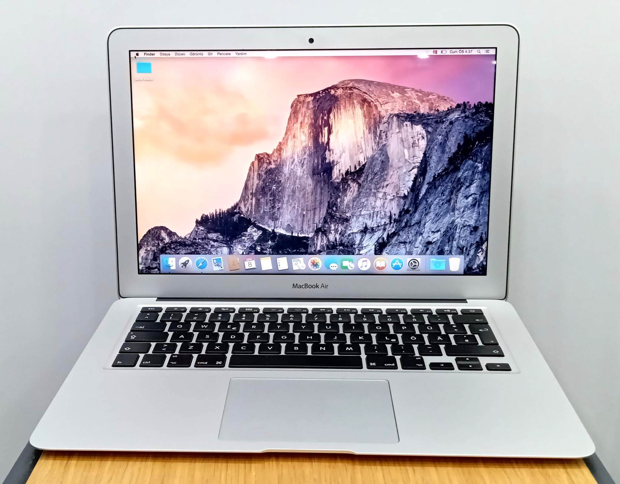 Apple MacBook Air A1466 2012 i5 4Gb Ddr3 120GB SSD O/B MDP MacOS